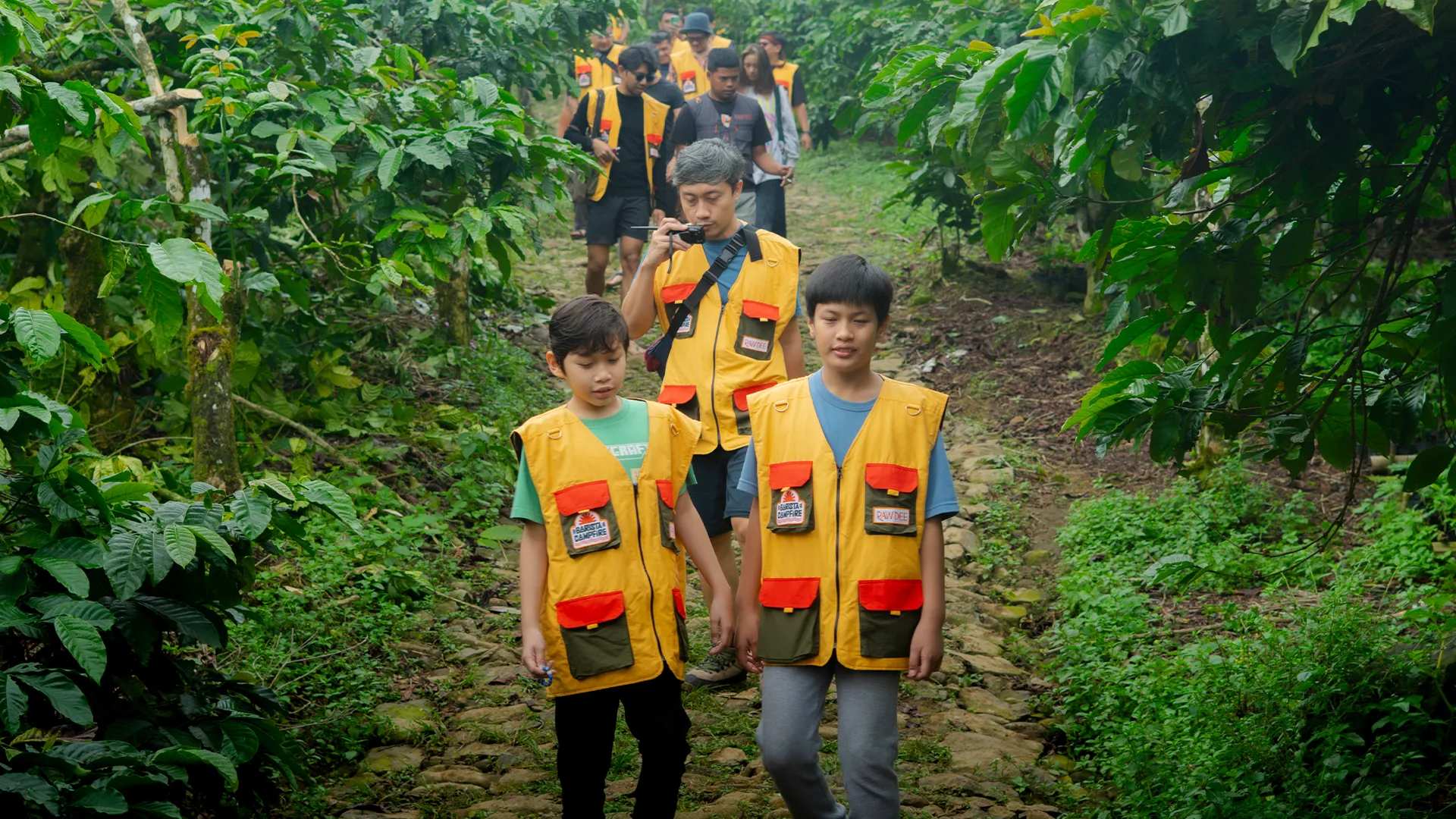 Jalan di Kebun Kopi
